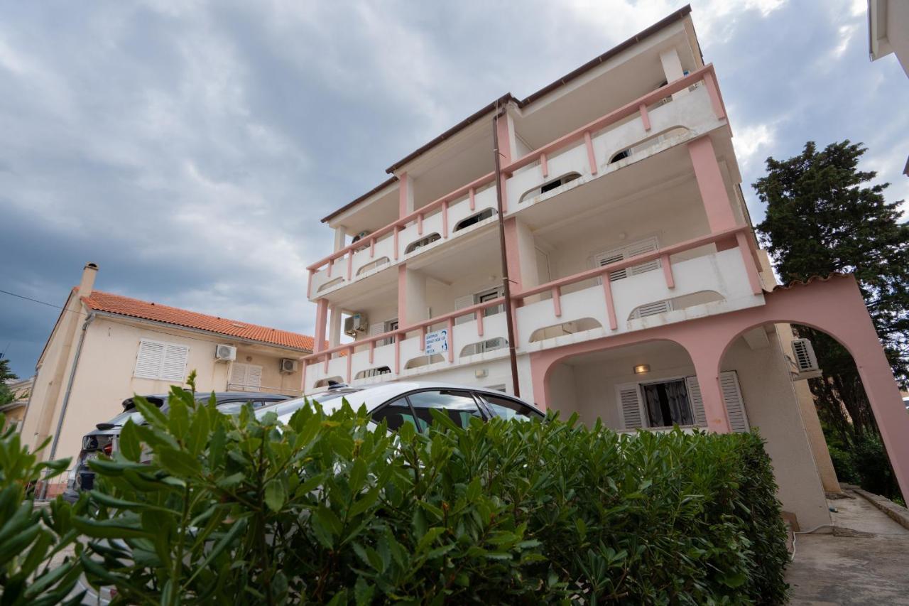 Apartmani Vidusin 诺瓦利娅 外观 照片